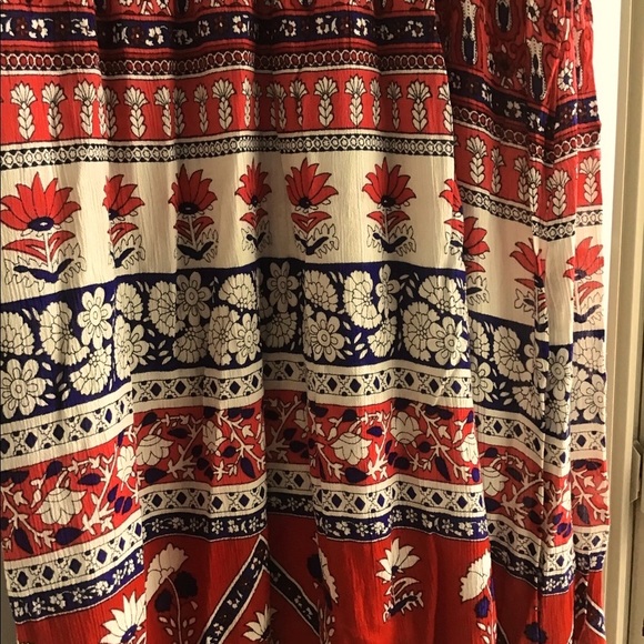 Brand new dress never worn - Picture 4 of 16